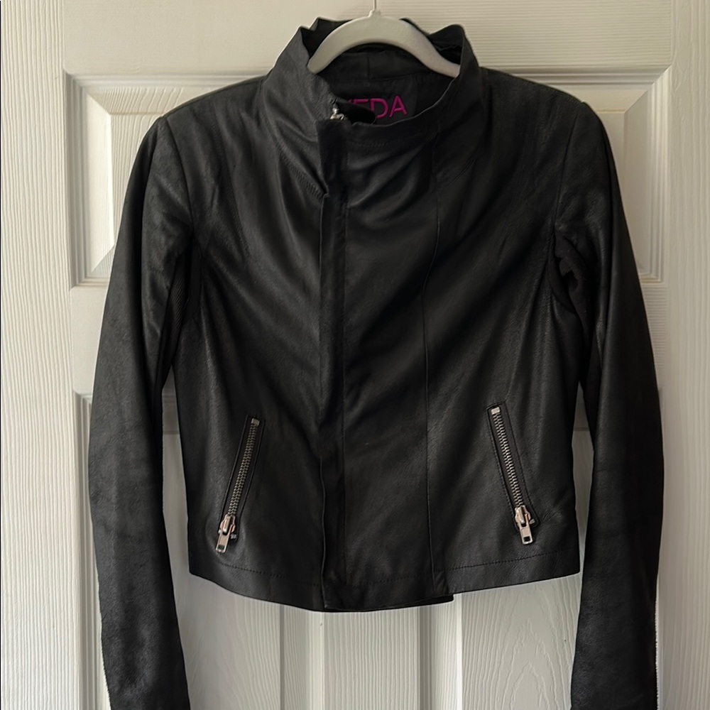 VEDA Women's Black Leather Asymmetrical Moto Jacket S